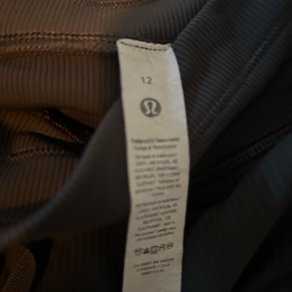 Lululemon Dance Studio Pants Mid Rise Regular - Picture 3 of 3